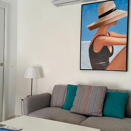 Apartamentos La Hormiga Deluxe Adra Bagian luar foto