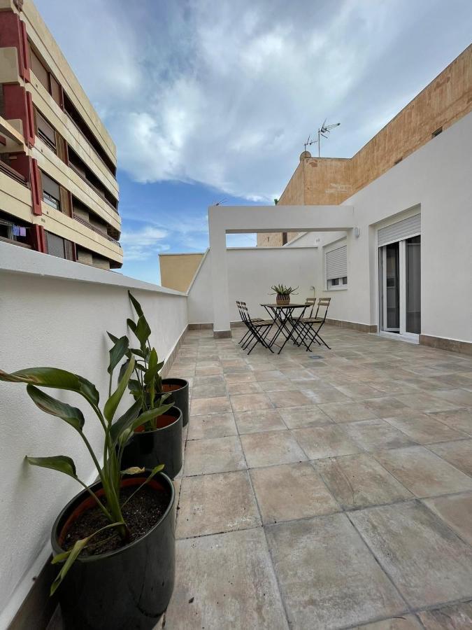 Apartamentos La Hormiga Deluxe Adra Bagian luar foto